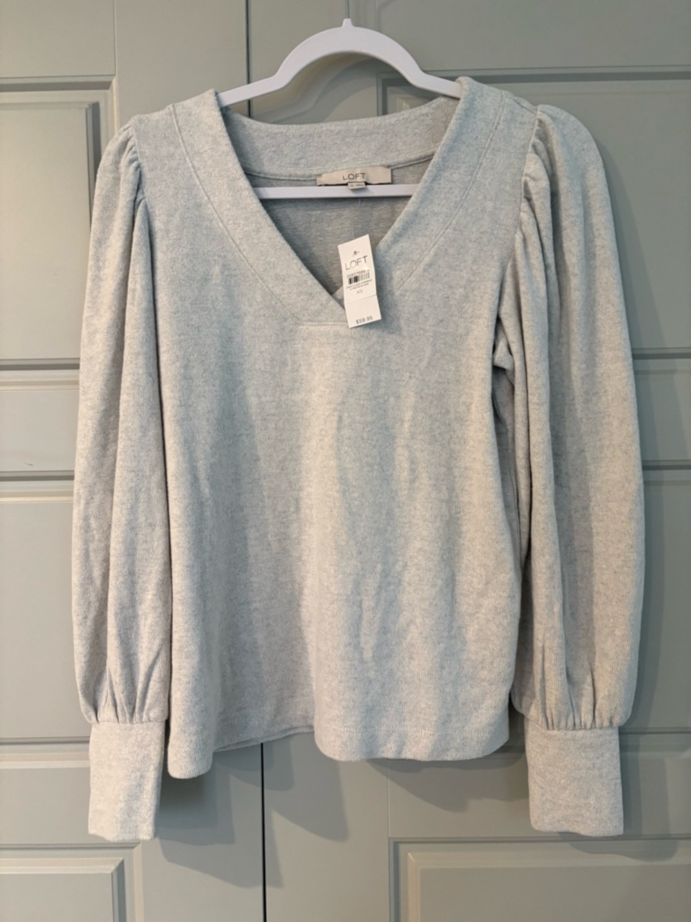 LOFT Pale Gray V-Neck Puff Sleeve Sweater